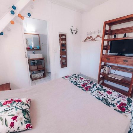 Studio Passion En Rdj Proche Du Lagon 拉萨尔勒班 外观 照片